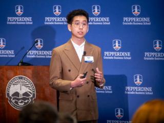 胡超 Charles Hu 获2026年《福布斯》“30 Under 30”能源与绿色科技榜单提名