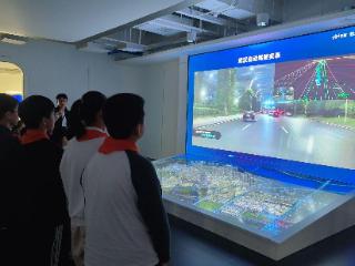 当“墨慧”教育遇见AI 墨小学子赴百度飞桨开展奇妙研学