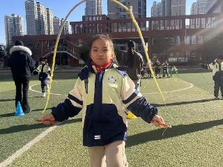 石家庄市柳董庄小学举办跳绳比赛