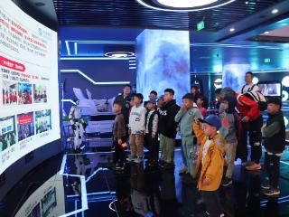 科技为桥促融合丨台湾道奇少棒队走进中国移动元宇宙服务厅