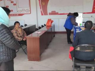 【社会主义核心价值观“五个融入”】济南市莱芜区雪野街道西站村联合眼科医院开展暖心义诊活动