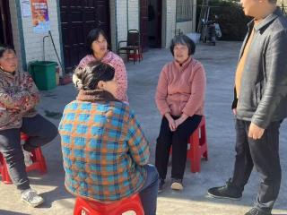 洞口县古楼乡：“家常话”传党音 全会精神润乡土