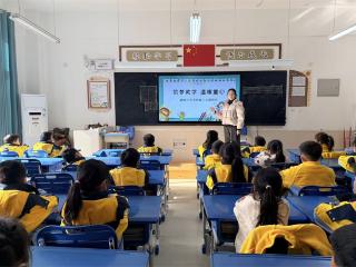 暖心助学，筑梦成长——漯河市郾城小学开展多形式资助育人活动