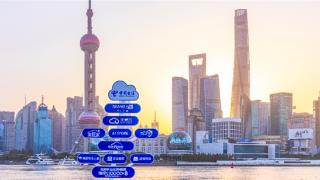 上海街头的数字生活指南,是城市数字品牌与公共艺术的对话