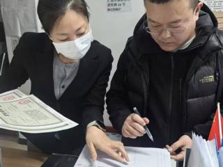 石家庄市桥西区汇通街道：开设“个转企”专窗 助力商户无忧转型