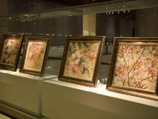 “诗心万象——张闻冰陶瓷艺术展”在北京开幕