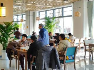 运营月余，济南起步区首个新加坡团队运营的养老机构获点赞