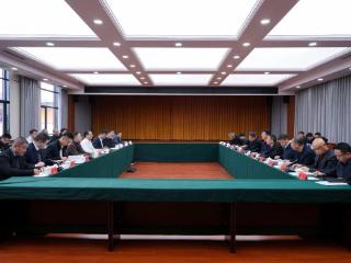 黔西南州与中国三峡集团贵州分公司及相关企业举行座谈会