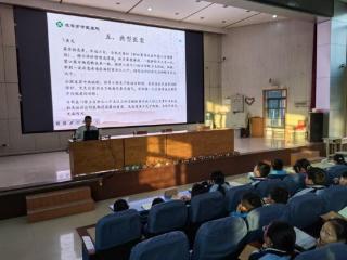 中医文化进校园 健康关怀暖师生——泰安市中医医院走进南关中学开展“中医传统文化进校园”义诊体验活动