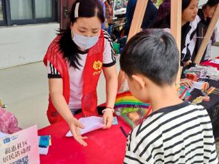 志愿暖流四季涌 温情蔺惠满庭芳