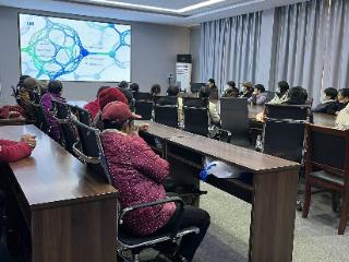 徐家楼街道大官庄村开展“便民义诊暖人心 健康守护零距离”皮肤健康公益义诊活动