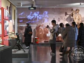 吉林文脉读者见面会③丨走进吉林省近现代史展 让文化自信在心中扎根