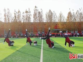 再聚绿茵场 石家庄金石中学第三届校园足球赛开赛