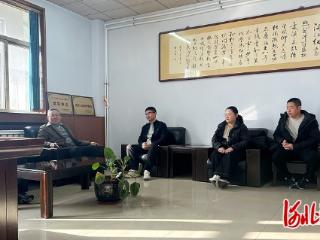 河北农业大学专家赴安平县指导河北瘦肉型猪育种与生产