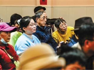 这本书像药引子，引出了一座本草的山川