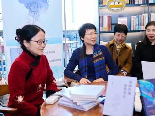 在故事中听见医学回响 上海医生侯英勇分享从医之路