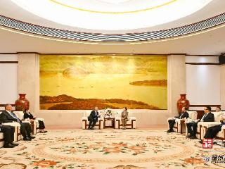 郭宁宁吴贤德会见马来西亚诗巫市议会代表团