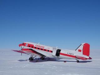 10年航程80万公里！中国“雪鹰601”飞机翱翔南极