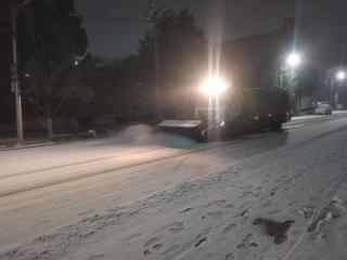 济南市莱芜区口镇街道：未“雪”绸缪，打好除雪保畅主动仗