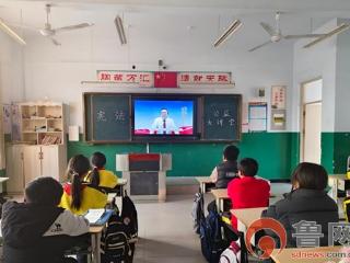 法治润童心 宪法伴成长枣庄市市中区永安镇遗棠小学开展宪法教育活动