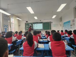 莒南县第三小学开展“潜心课堂研教学 聚力赋能共成长”教研活动