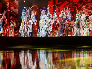 当非遗遇见时尚：2025海丝国际文旅节开幕式 上演“世遗辉映·世界共享”非遗跨界大秀