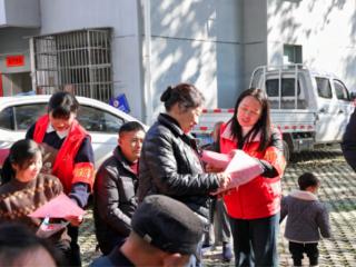 江西铜鼓：“扫黄打非”宣讲进小区 文明新风拂乡野