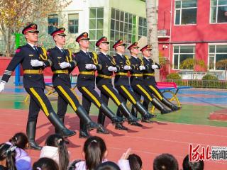 石家庄市翟营大街小学开展国旗文化进校园活动