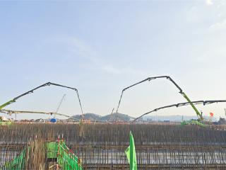 中国化学工程十三化建惠州乙烯项目生化池底板浇筑完成