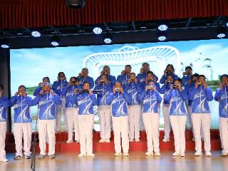 跨越国界的喝彩！中国“银龄”大舞台，何以惊艳加拿大外教？