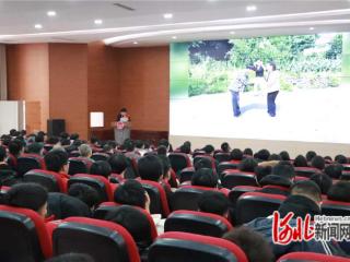 秦皇岛市道德模范先进事迹巡回报告会走进卢龙