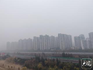 寒潮“到货” 安徽气温骤降 局地有中雪