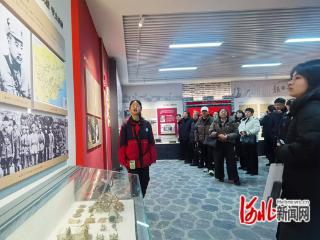 唐山市家校社警协同育人现场会举行