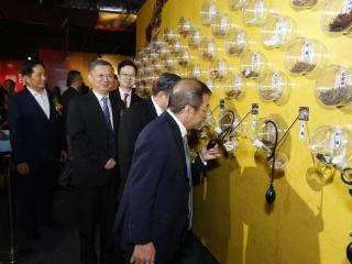 “一脉岐黄——华侨华人与中医药文化展”在马来西亚开幕