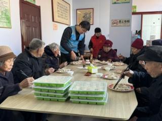 济南市莱芜区凤城街道董花园社区举办“暖冬同行”主题活动