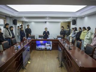 走的思政课！与青年学子相约东港区检察院