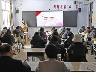 山东服装职业学院领导深入思政课堂开展校内听课