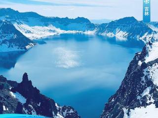 冰雪微笑曲线｜热雪沸腾 相约吉林