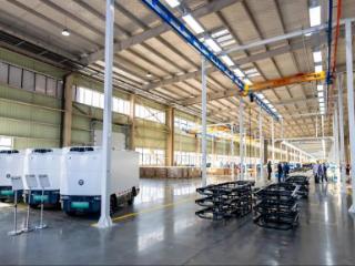 巩固全球领先优势，九识智能国内最大规模自有制造基地在淮安投产