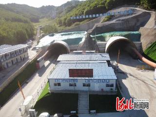 承克高速石人梁隧道双洞掘进突破千米