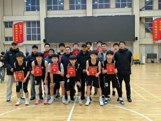临沂六中斩获兰山区中小学生篮球联赛亚军