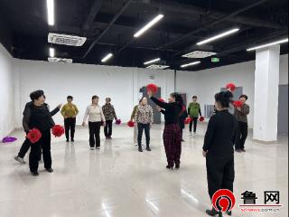 花簇映舞 以舞传情 —— 德州天衢新区抬头寺镇广场舞公益课堂圆满开展