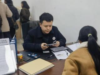 移动银行破山障 金融活水入云关：工行贵阳南明支行金融服务进乡村