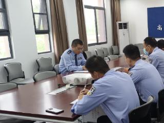 苗海滨：挺身而出以生命奔赴使命