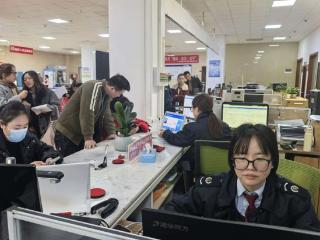 以“数智”创新 修文县政务服务中心跑出便民“加速度”