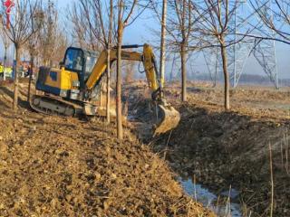 扮靓出行风景线 无棣县棣丰街道扎实推进棣新十九路整治工作