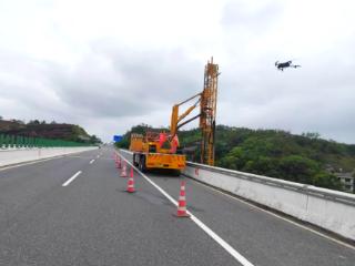 铅山公路中心：定期桥梁检测 确保群众通行安全