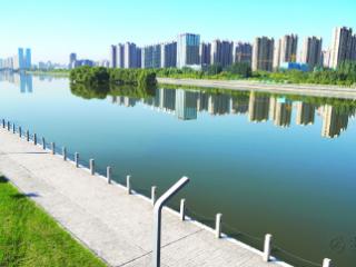 汾河岸边的时光叠影