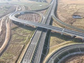 驻青央企项目故事|镜头里的“皖路情”