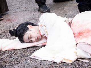 《长安二十四计》白莞遗憾下线 徐璐回应“全网手动复活”：有种被爱包围的感觉